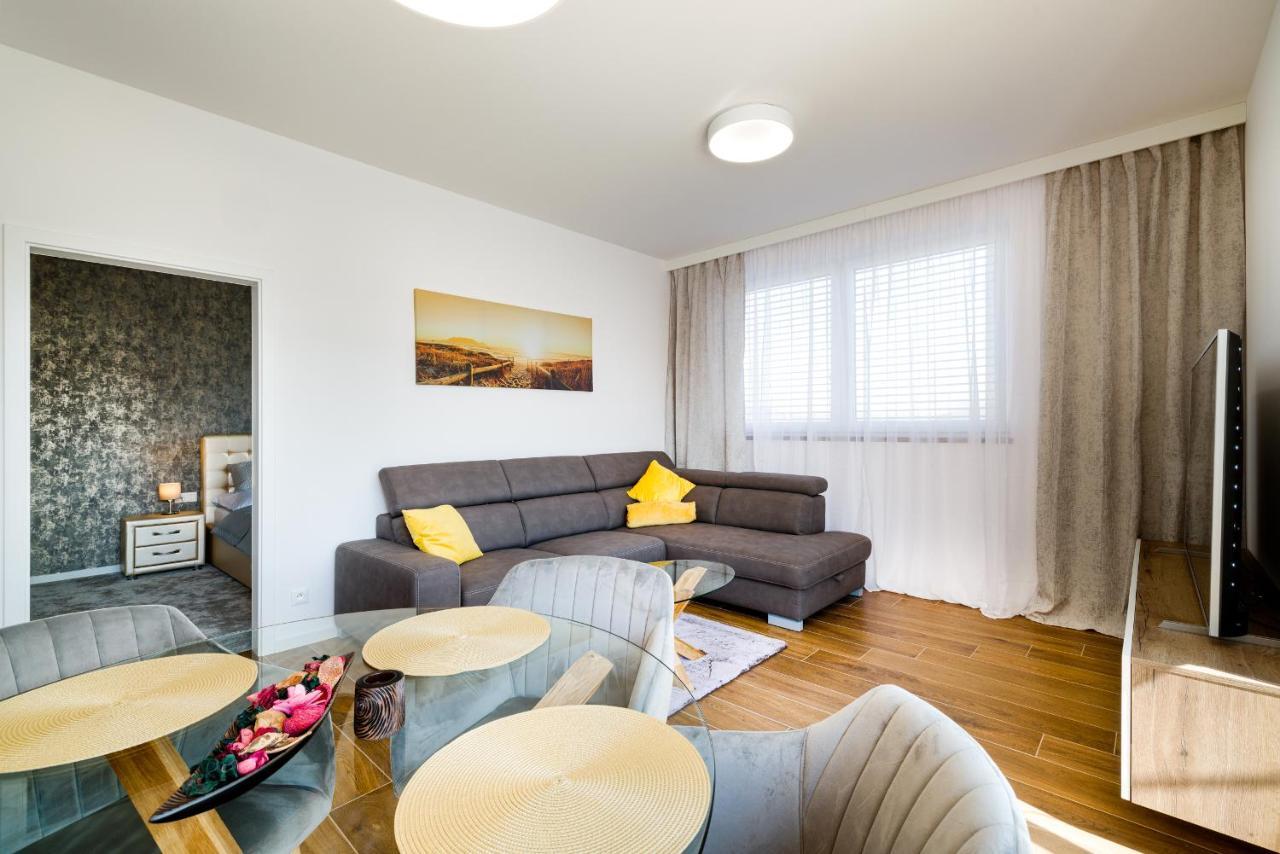 Апартаменти Apartman Baranec Ліптовський Мікулаш Екстер'єр фото